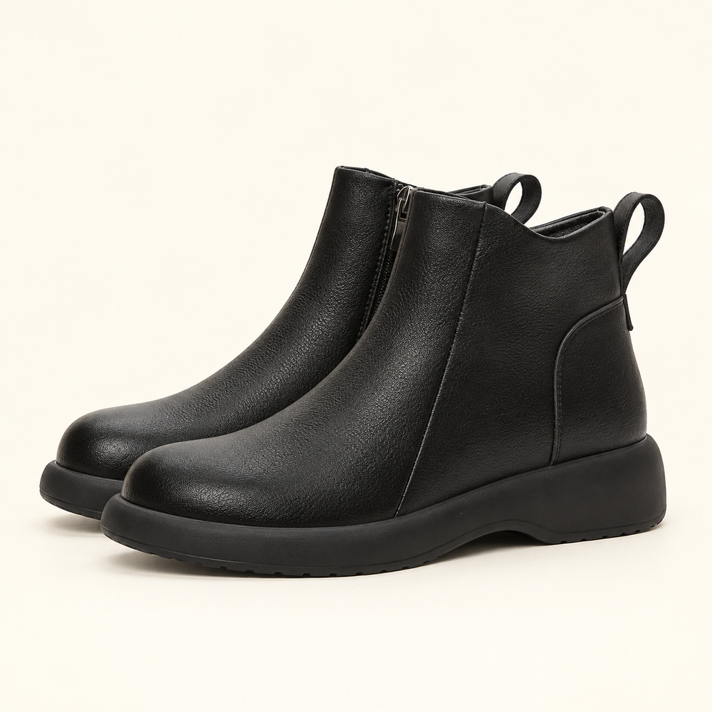 Montepulciano Ankle Boots in Black