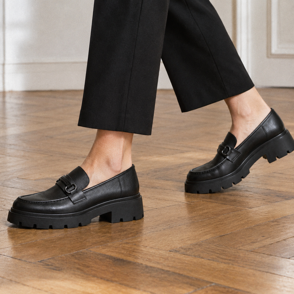 Bari Orthopedic Loafers - Black - on foot side