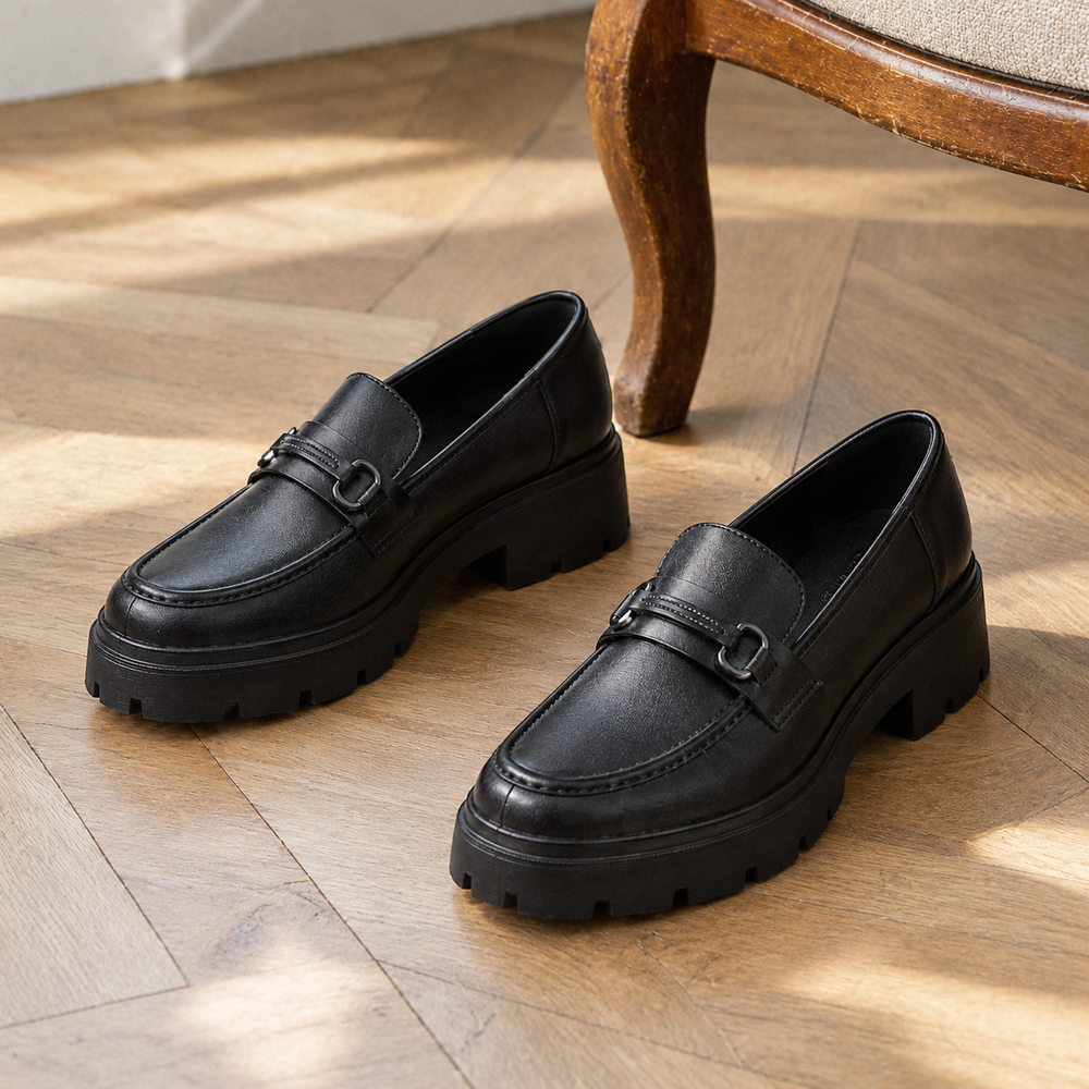 Bari Orthopedic Loafers - Black - styled