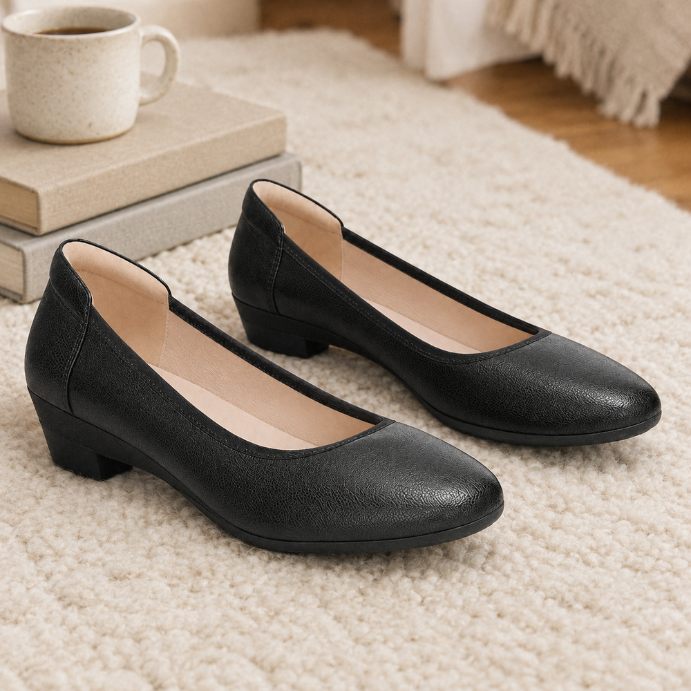 Cagliari Orthopedic Comfort Pumps - Black - styled