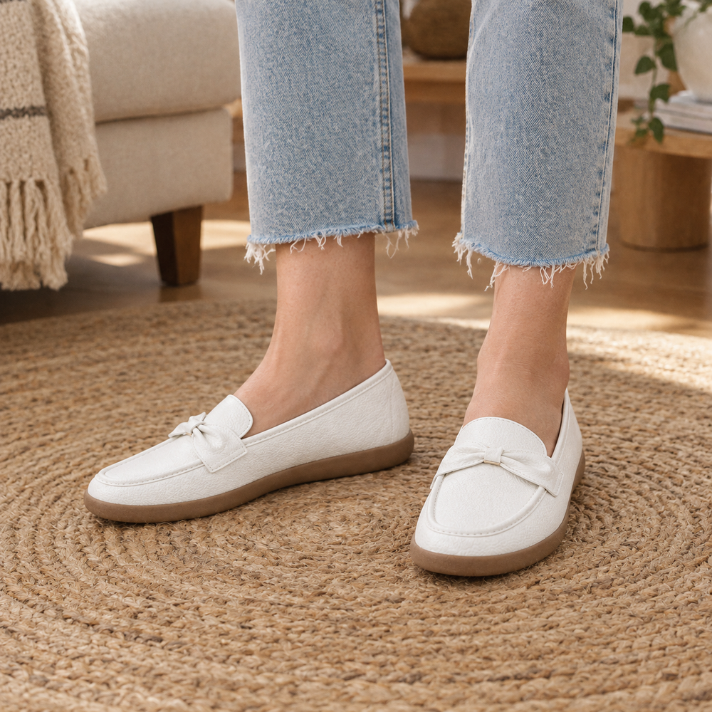 Catania Orthopedic Loafers - White - on foot