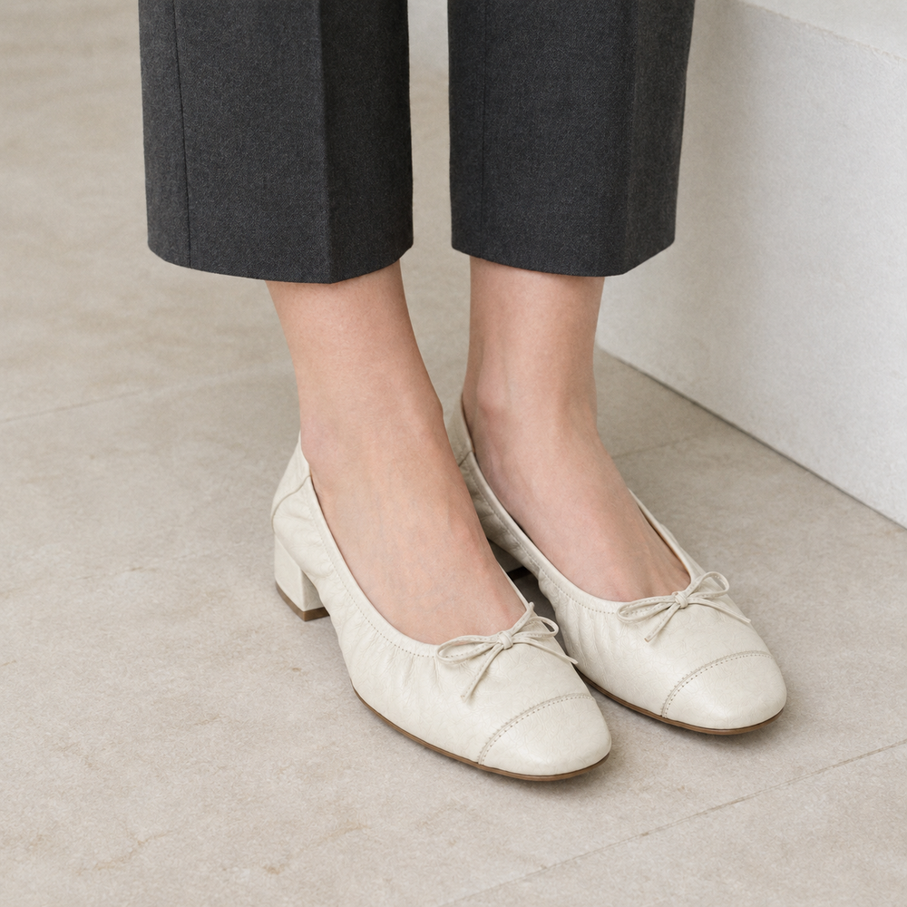 Cremona Orthopedic Ballet Flats - Off-White - on foot side