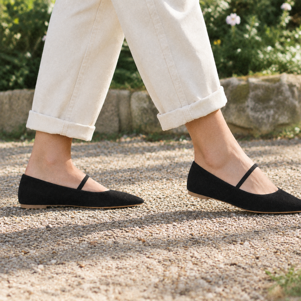 The Genoa Orthopedic Comfort Shoes - Black - on foot side