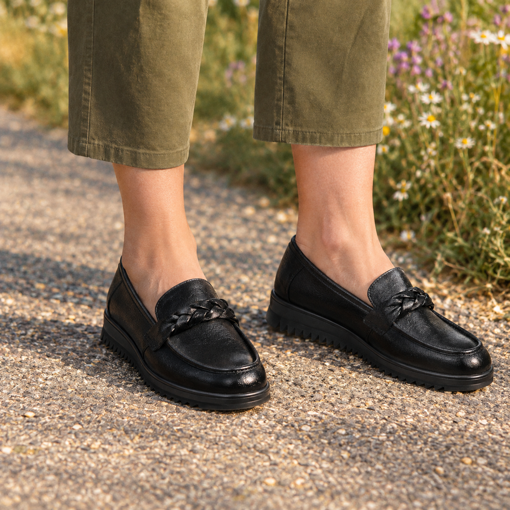 Ischia Orthopedic Comfort Shoes - Black - on foot side