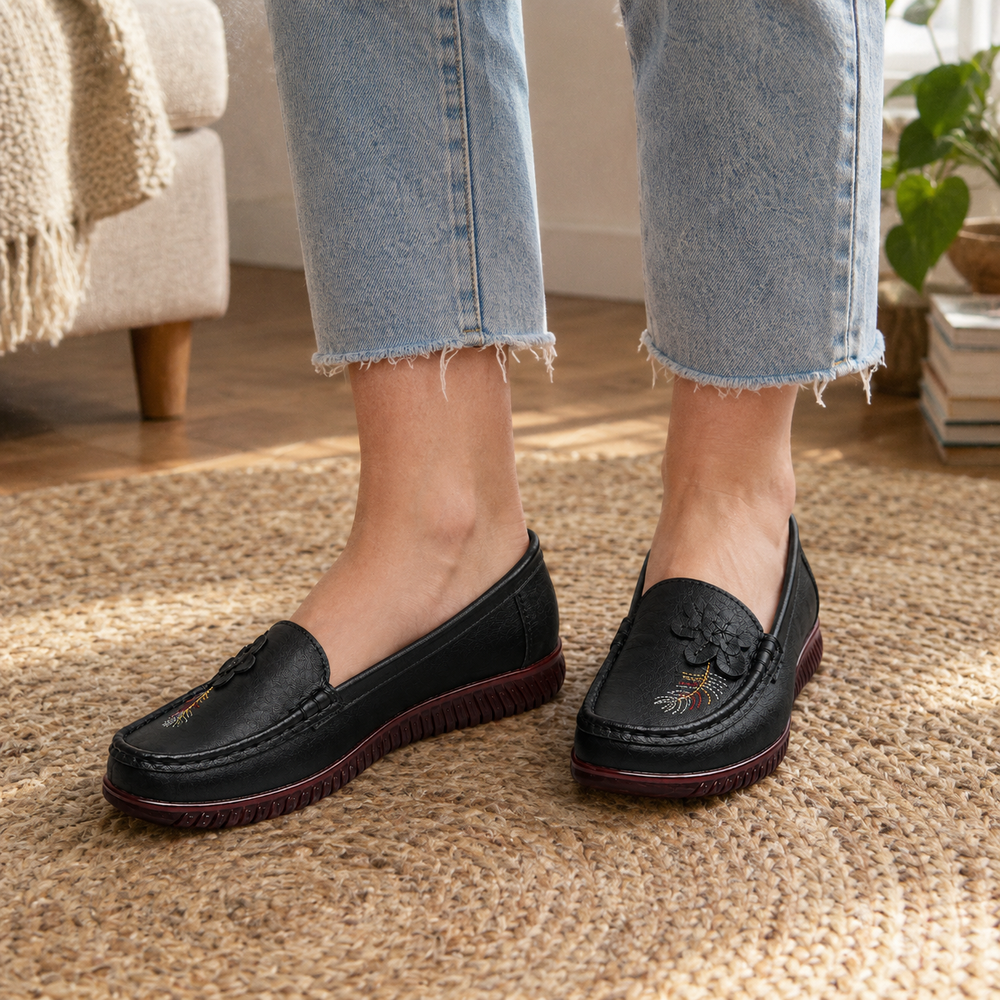 Pavia Orthopedic Flats - Black - on foot
