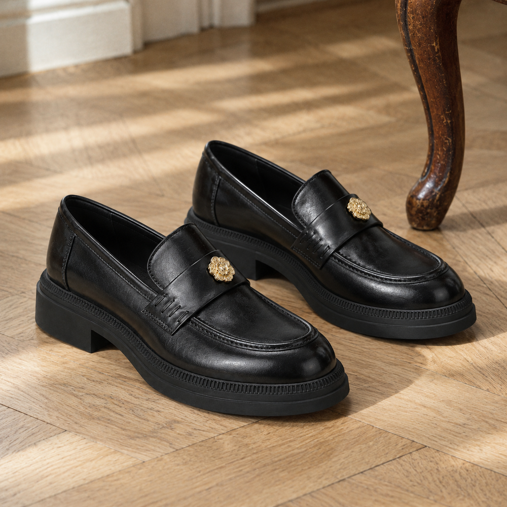 Teramo Orthopedic Loafers - Black - styled
