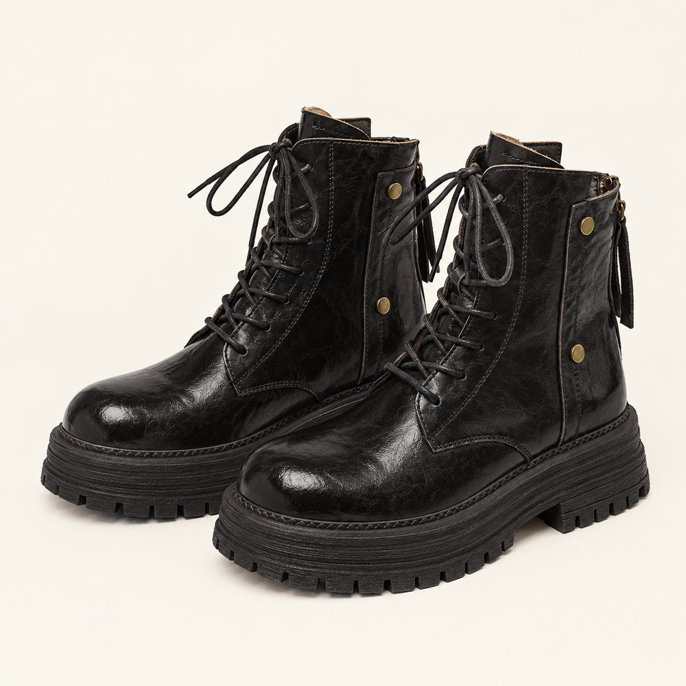 Empoli Lace-Up Boots in Black