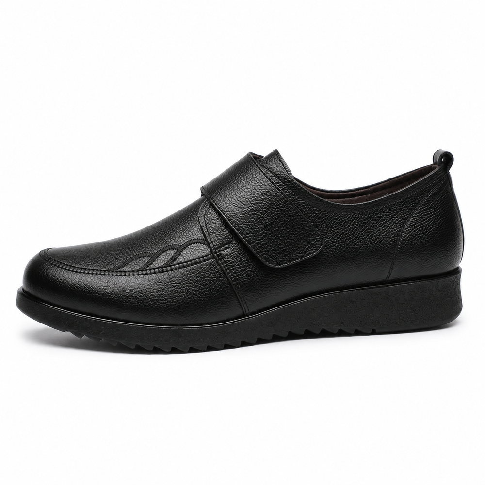Mantova Orthopedic Flats - Black - side view