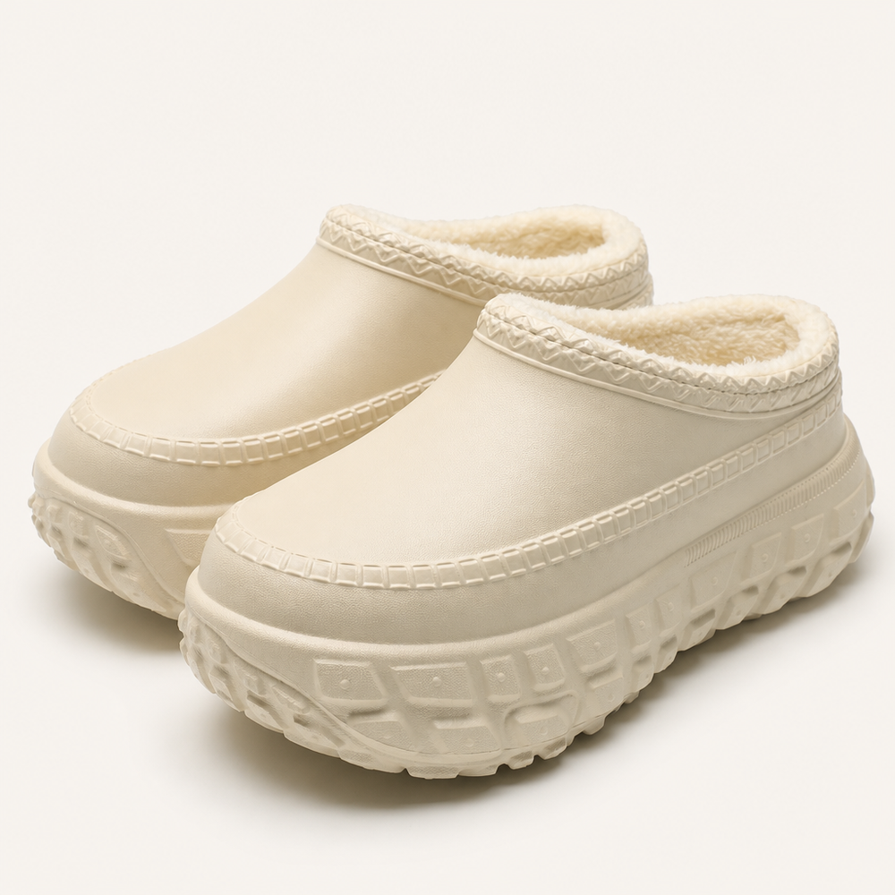 Noli Clogs in Cream