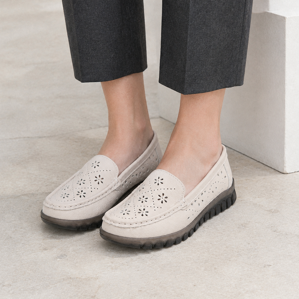 Salerno Orthopedic Loafers - Beige - on foot side