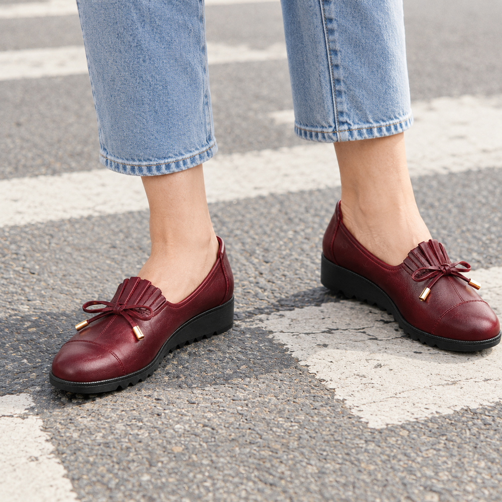 Sorrento Orthopedic Comfort Shoes - Wine - on foot side